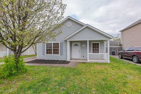 6103 Maravian Dr Louisville, KY 40258