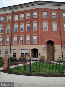 8021 Crescent Park Dr #186 Gainesville, VA 20155