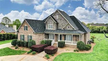 1006 Cherrybrook Ln Wesley Chapel, NC 28110