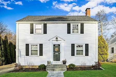 111 Elm St Milton, MA 02186