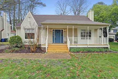 815 Lancaster Ln Newport News, VA 23602