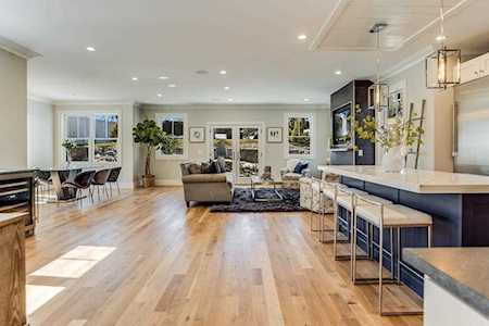 705 Hammond Street #1A Brookline, MA 02467