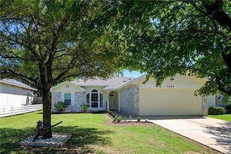 7203 Kellner Cv Del Valle, TX 78617