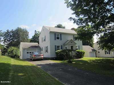 74 Somerset Ave Pittsfield, MA 01201