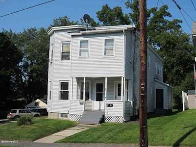 67 Curtis Ter Pittsfield, MA 01201