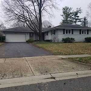 243 N Sinsbury Drive Worthington, OH 43085