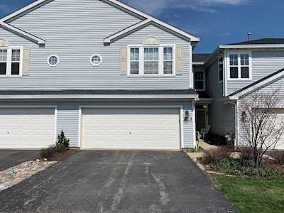1024 Key Largo Dr Romeoville, IL 60446
