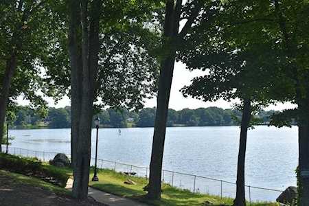 12 Royal Lake Drive #6 Braintree, MA 02184