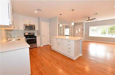 4809 Shoal Creek Blvd Austin, TX 78756