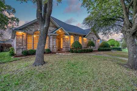 2613 Briargrove Drive Hurst, TX 76054