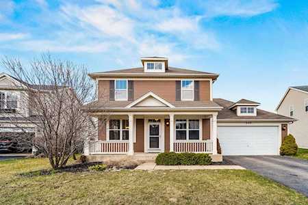 245 Bluegrass Parkway Oswego, IL 60543