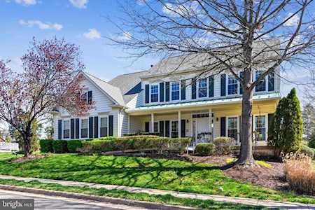 7735 Royal Sydney Dr Gainesville, VA 20155