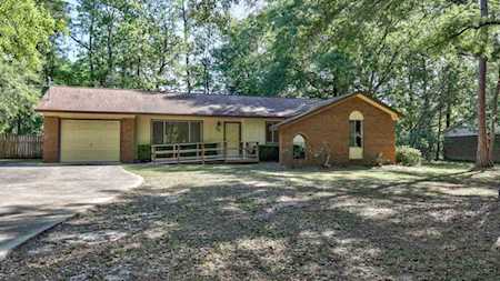 2131 Old Bainbridge Road Tallahassee, FL 32303