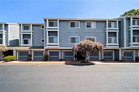 20092 Bayfront Lane #204 Huntington Beach, CA 92646