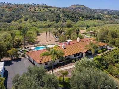 7023 Via Mariposa Sur Bonsall, CA 92003
