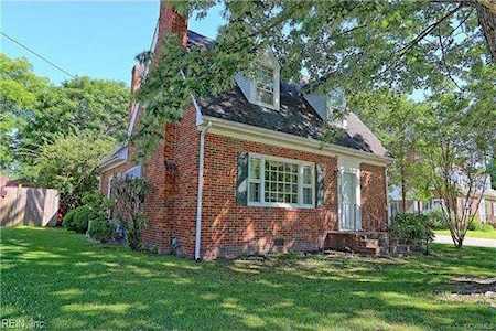 200 Wilson Ave Wakefield, VA 23888