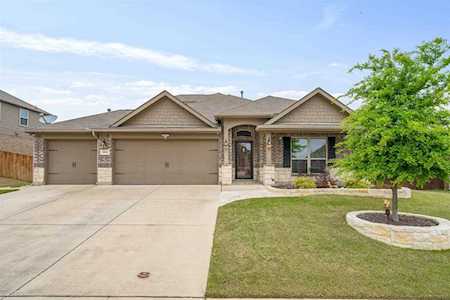 1612 Fallingwater Trail Fort Worth, TX 76052