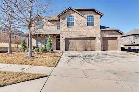 8909 Arbor Crest Court Fort Worth, TX 76179