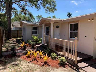 3209 Broadway Fort Myers, FL 33901