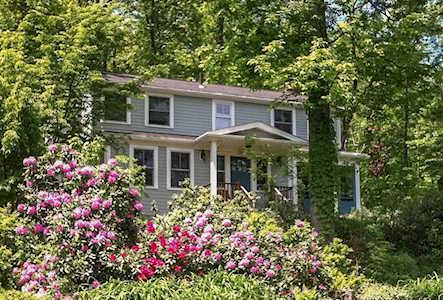 39 Ethan Allen Drive Acton, MA 01720