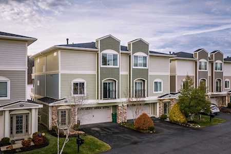 1620 Victory Ct Prospect, KY 40059