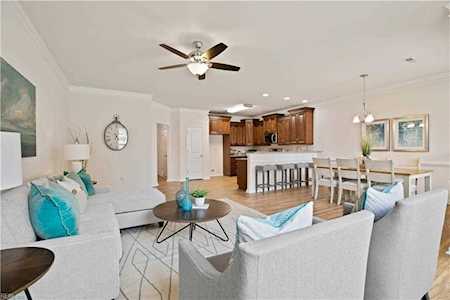 408 Tanners Green Ct Chesapeake, VA 23320