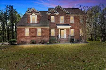 1885 Hosier Rd Suffolk, VA 23434