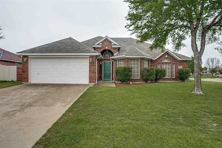 1100 Ben Drive Burleson, TX 76028