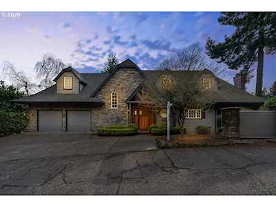 1080 SW Westwood Dr Portland, OR 97239