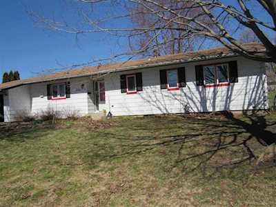 1018 Andrews Dr Sun Prairie, WI 53590