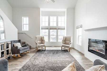 684 E 330 N Vineyard, UT 84059