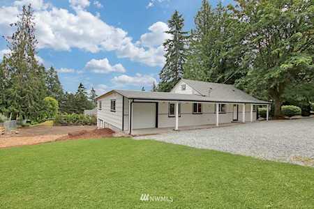 305 62nd Ave NE Tacoma, WA 98422