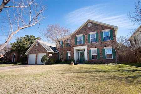 4145 Heartstone Drive Grapevine, TX 76051