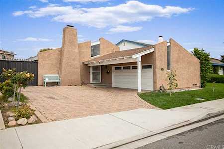 1730 New Hampshire Drive Costa Mesa, CA 92626