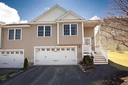 102 Richard Rd #102 Leominster, MA 01453