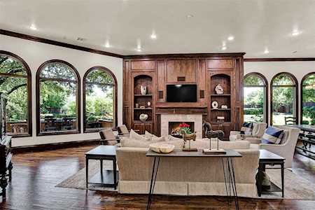 4610 Royal Lane Dallas, TX 75229