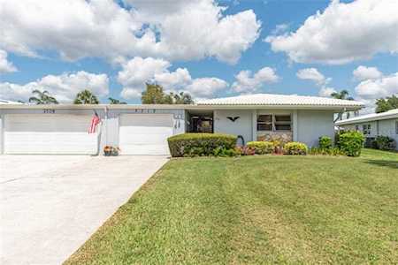 3713 Somerville Dr #1512 Sarasota, FL 34232