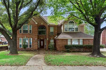 8533 Steeple Ridge Drive North Richland Hills, TX 76182