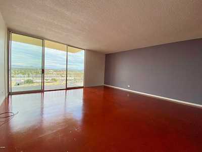 207 W Clarendon Avenue #17D Phoenix, AZ 85013