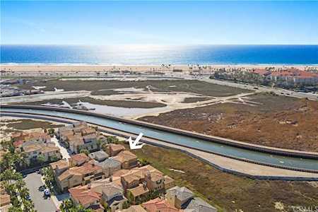 21431 Abigail Lane Huntington Beach, CA 92646