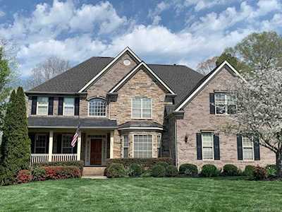 1307 Dobson Dr Waxhaw, NC 28173