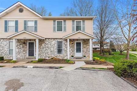 1321 Sunny Trail Ct Ofallon, MO 63366