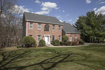 218 Stearns Rd Marlborough, MA 01752