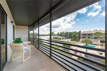 2767 N Beach Rd Englewood, FL 34223