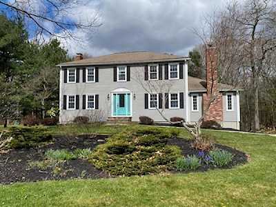 34 Ridge Road Norfolk, MA 02056