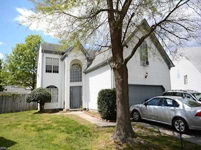 1405 Stalls Way Virginia Beach, VA 23453