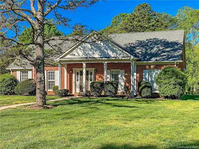 8846 Shaver Dr Charlotte, NC 28277
