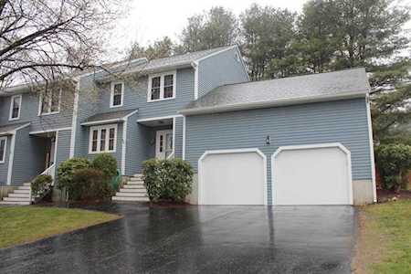 188 Laurelwood Dr #188 Hopedale, MA 01747