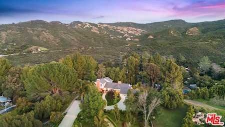 24836 Mulholland Highway Calabasas, CA 91302