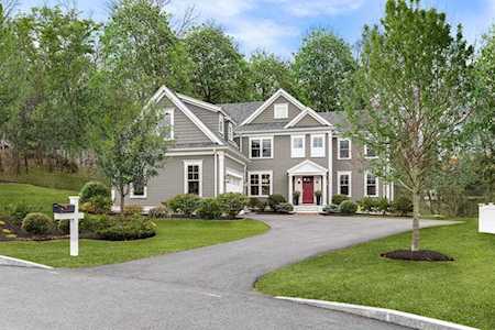 12 Luongo Farm Lane Lexington, MA 02421